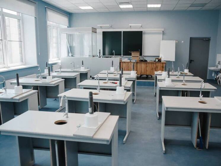 Алексей Ладыков оценил готовность трех новых школ к приему учеников