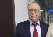 Юрист Илья Русяев заявил, что телеведущий и профессор МГИМО Юрий Вяземский может быть оштрафован, если окажется, что он действительно произнес фразу о дураках в Липецке