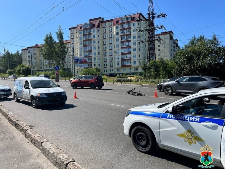 В Петрозаводске пострадавшего в ДТП велосипедиста увезли в больницу