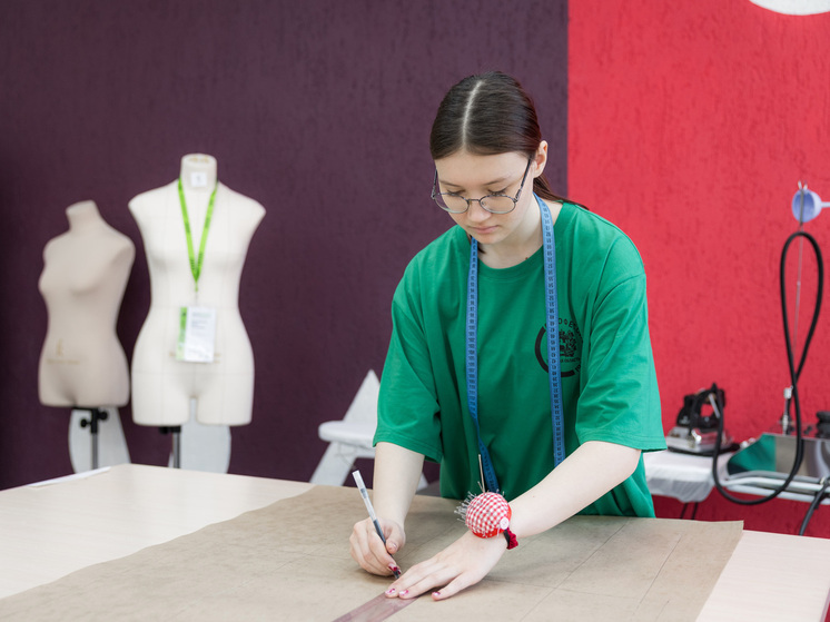   Выпускники томского колледжа получили дипломы в рамках проекта «Профессионалитет»