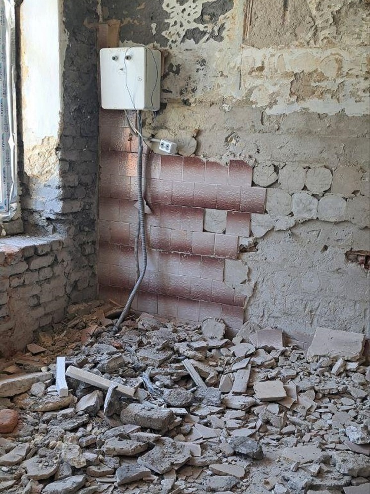 Харцызский социальный центр продолжают обновлять