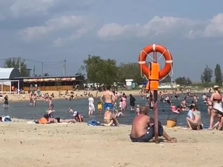В Шахтах водоканал попросил жителей экономить воду из-за высокого потребления в жару