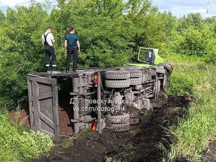 Кузбасский водитель рискнул жизнью ради спасения людей