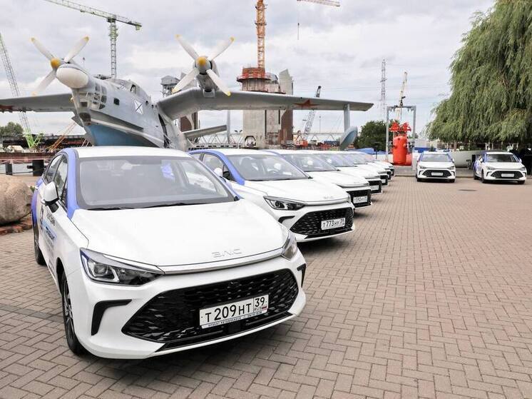 В Калининграде запустили сервис аренды авто местного производства