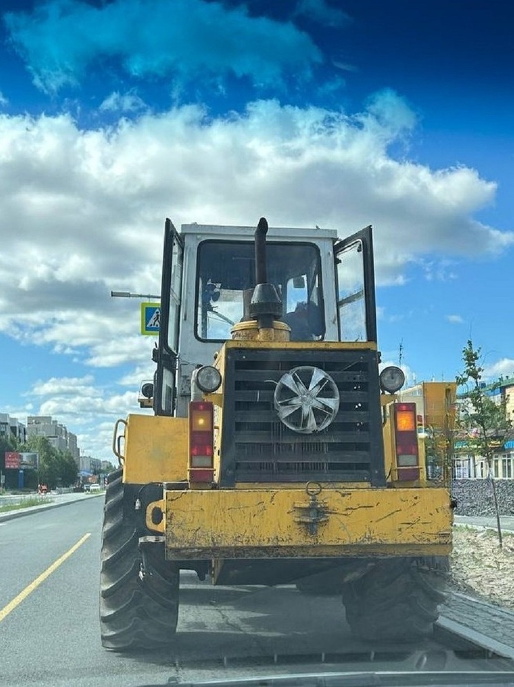 В Ноябьске поймали пьяного тракториста, которого уже лишили прав