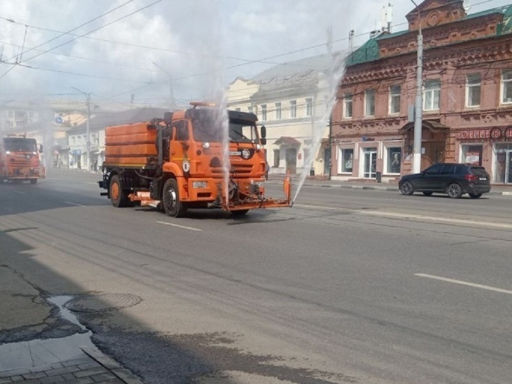 В Туле коммунальщиков перевели на круглосуточный режим после разгула стихии