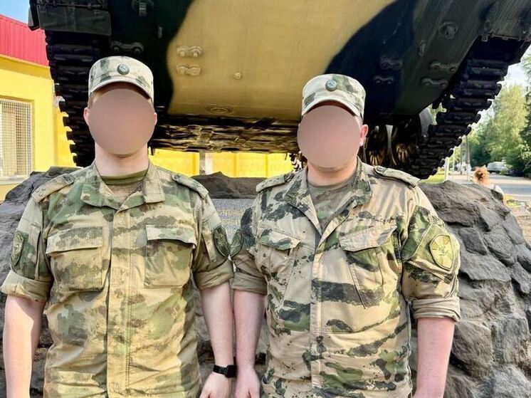 В Ленобласти росгвардейцы спасли женщину, у которой случился инсульт на трассе
