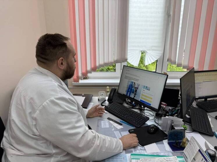 В Череповецкую городскую поликлинику №7 поступила партия из 20 современных моноблочных компьютеров для телемедицинских сеансов