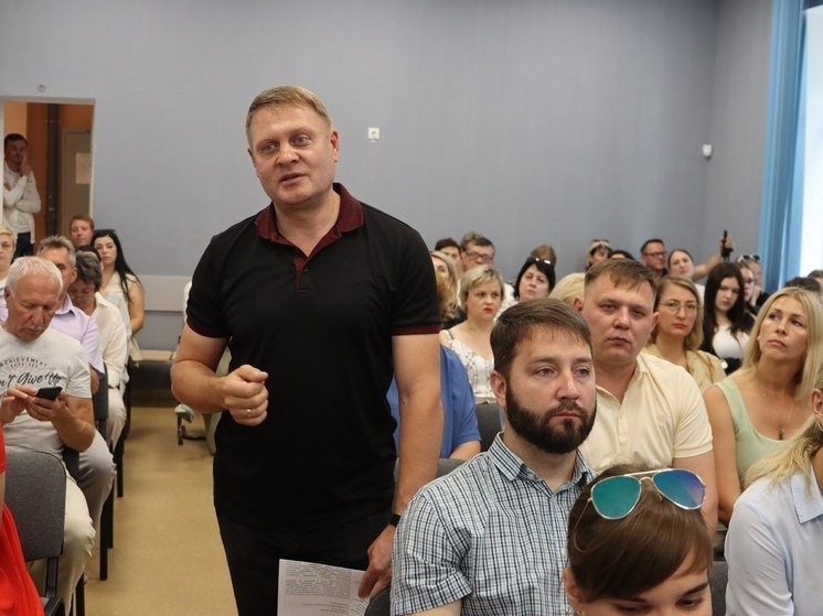 Инициатором создания Народной программы развития Тамбовской области на 2025-2035 годы выступил врио главы региона Евгений Первышов. Мичуринцы активно включились в работу и внесли ряд серьёзных предложений, которые касаются всестороннего развития родного города: сохранения исторического облика, создания мест досуга и развития для молодёжи, поддержку ветеранов специальной военной операции и их семей.