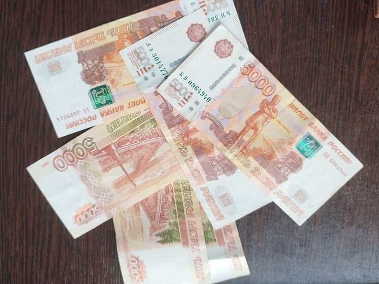 Житель Петербурга хотел помочь с разменом и стал жертвой грабителя