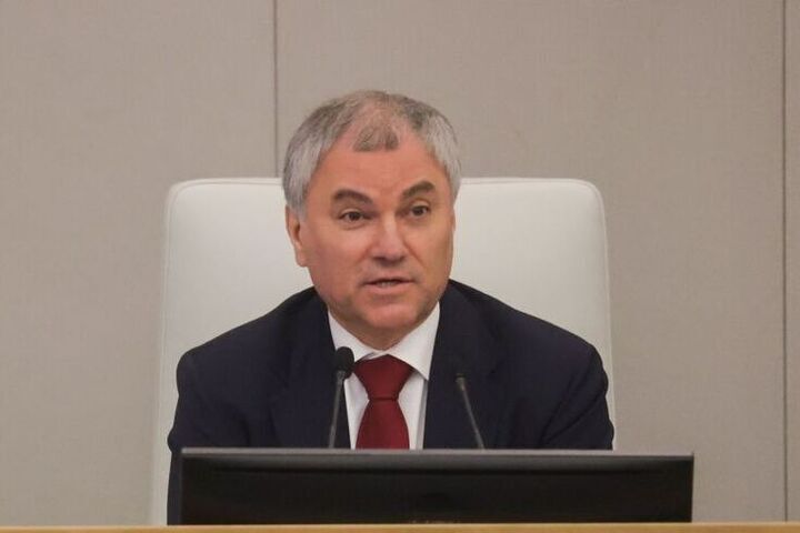 Председатель Госдумы Володин сделал российскому министру замечание из-за курения