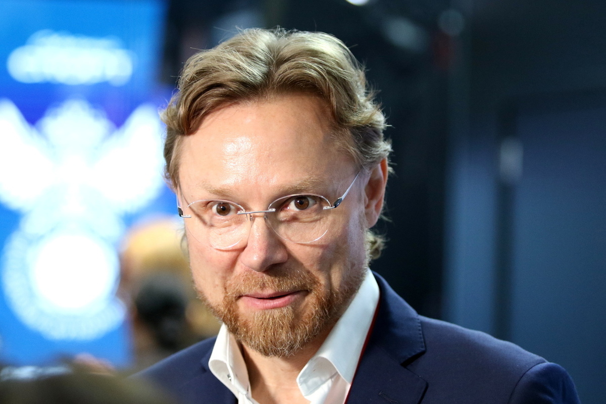 Куда приведёт «бело-голубых» главный тренер сборной России