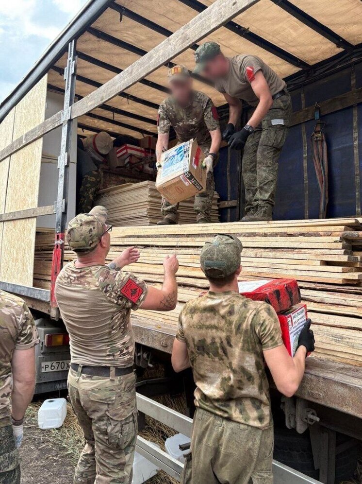 Бойцам в Сватово и Луганск пришёл гумгруз из Калужской области