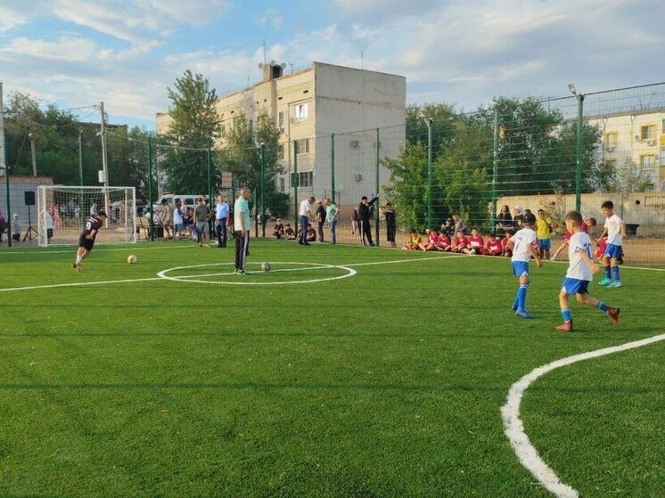 В селе Красный Яр Астраханской области открылось новое футбольное поле