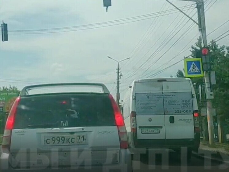 "Финты" наглого водителя маршрутки в Туле выложили в телеграм