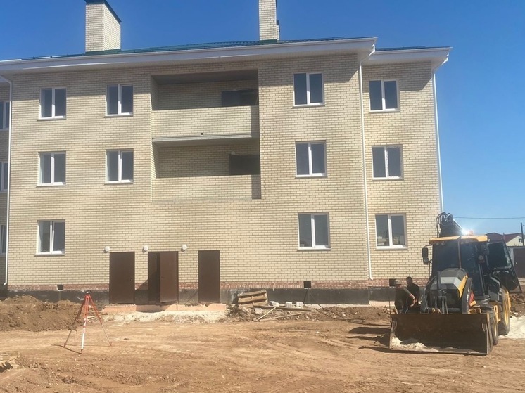 Жители аварийных домов из двух волгоградских поселков готовятся к новоселью