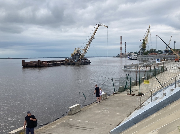 В Хабаровске продолжают достраивать набережную в районе яхт-клуба