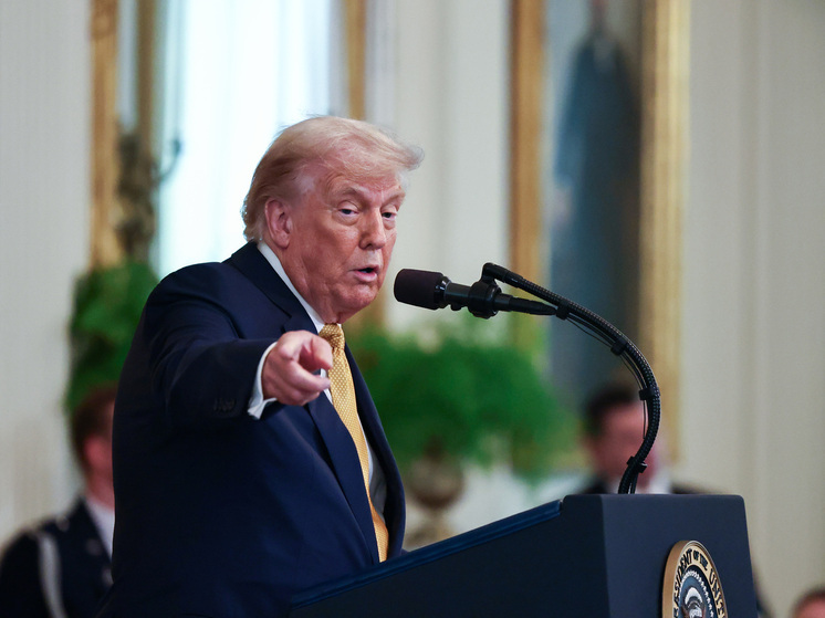 Трамп заявил, что равнодушен к заключению торгового соглашения с Евросоюзом