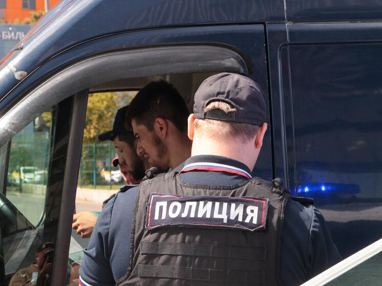 ФСБ пресекла масштабную схему фиктивной регистрации мигрантов в Приморье