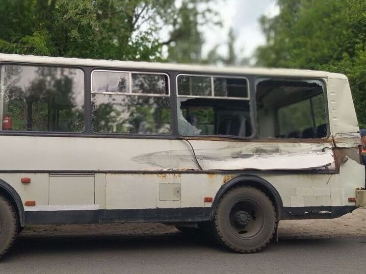 Во Владимирской области комбайн протаранил пассажирский автобус