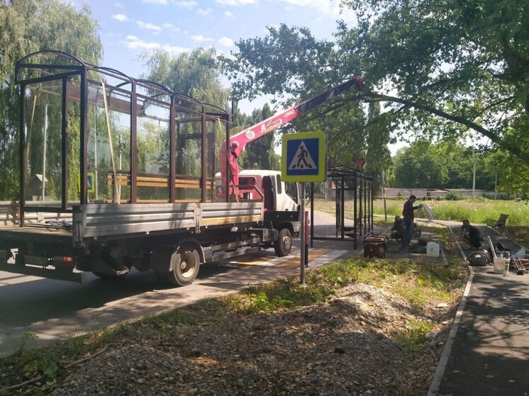 В Железноводске появился новый остановочный павильон