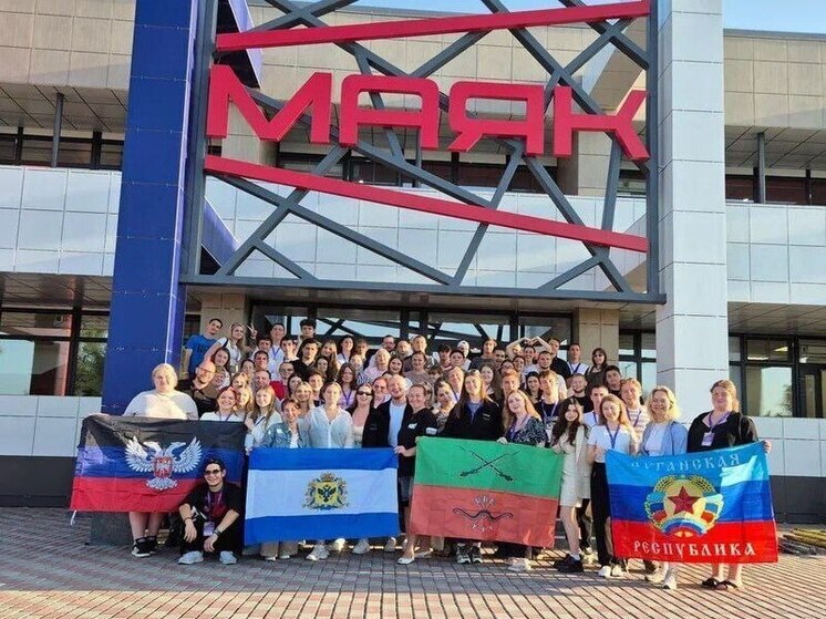 Мастер-класс по русской лапте провела херсонский специалист в Бердянске
