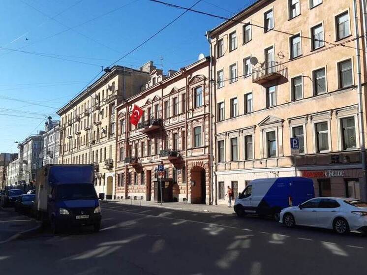 Турагент-мошенница получила 8 лет тюрьмы за обман 67 петербуржцев