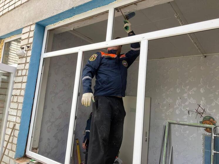 В детском саду «Кузнечик» в Токмаке пензенцы начали обустройство оконных блоков