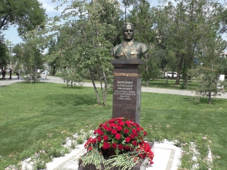 Бюст генерал-лейтенанта Александра Воронина появился в Волгограде