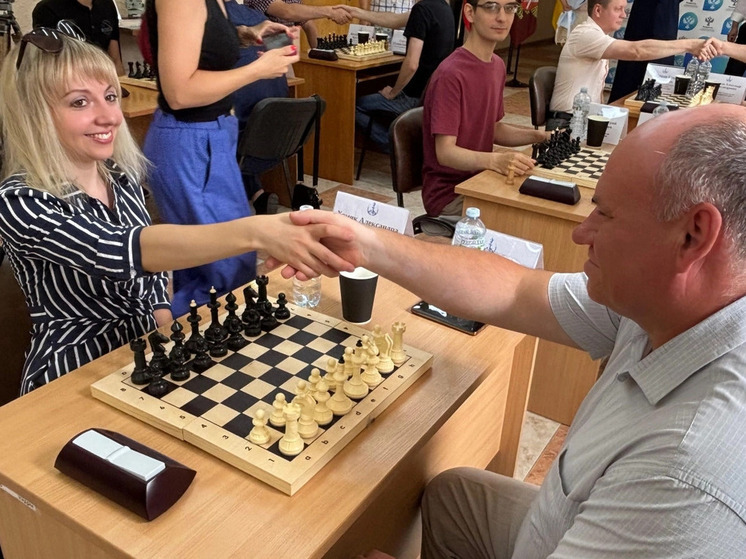 В Ставрополе проходит I шахматный турнир среди госслужащих
