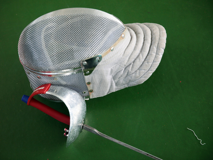 Более 400 фехтовальщиков подписали письмо против допуска россиян на турниры