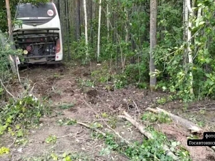 В Братске рейсовый автобус столкнулся с УАЗом