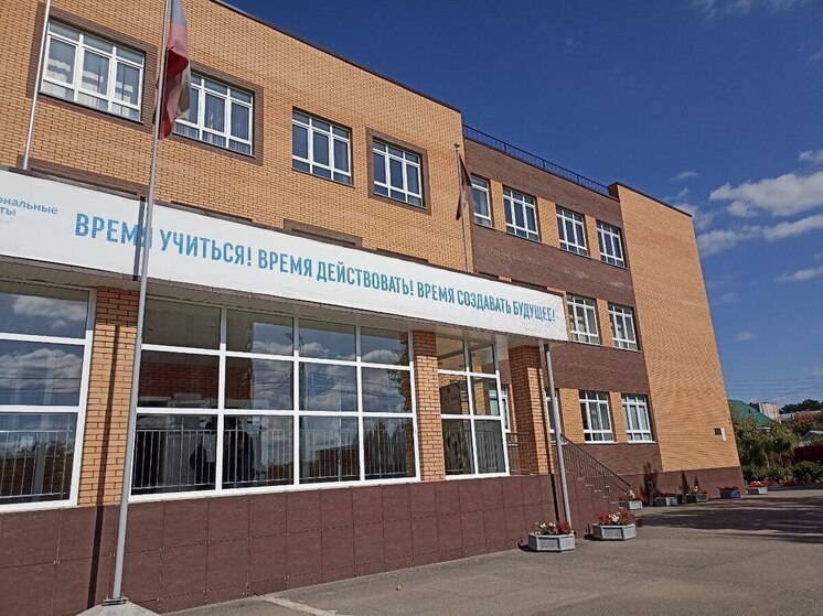 404 хакасских выпускника отметили наградами за успешную учебу
