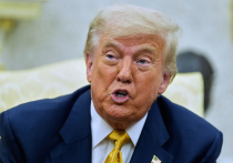 Дональд Трамп требует обнародовать стенограммы большого жюри присяжных по делу Эпштейна на фоне сообщения о "непристойной" записке ко дню рождения