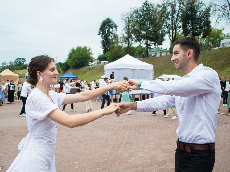 Молодёжный вечер парных танцев пройдет в Пскове