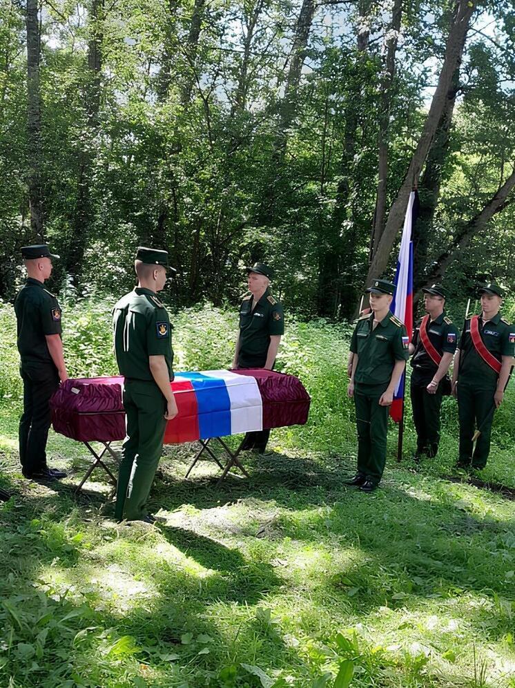 В Тверской области простились с добровольцем, погибшим на СВО