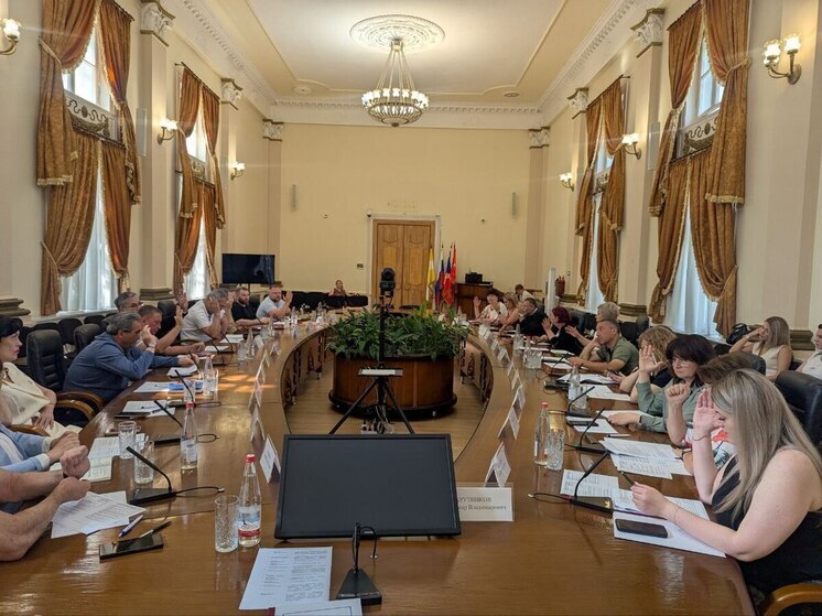 Дорога-дублер, общественный транспорт, остановки: в Ессентуках обсудили вопросы развития курорта