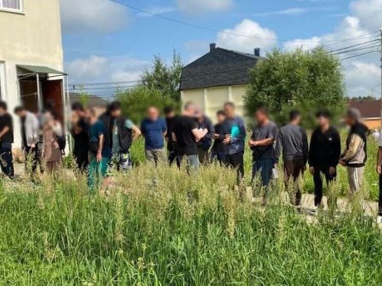 В Калуге задержали более сорока мигрантов