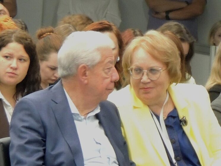 Жители Екатеринбурга просят сохранить киоски по продаже прессы