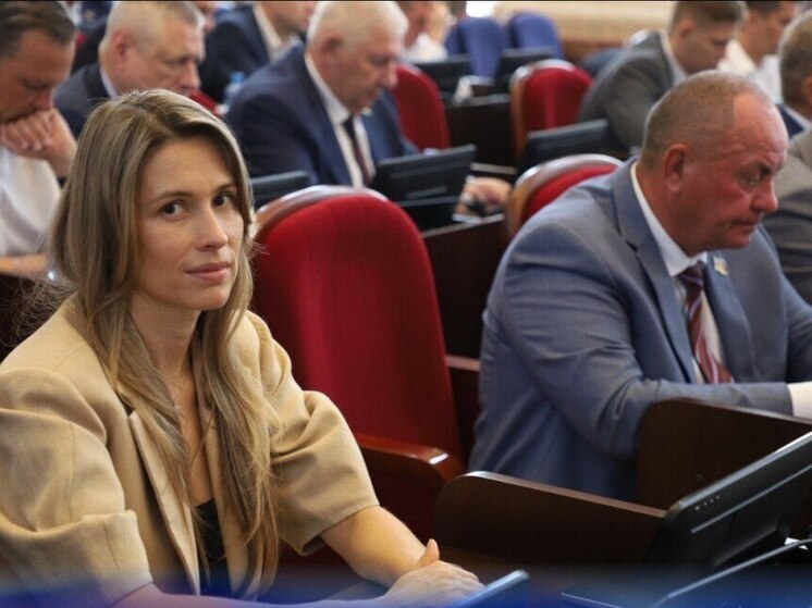 Депутат ЗСК Анна Невзорова поделилась итогами очередного пленарного заседания в Краснодаре