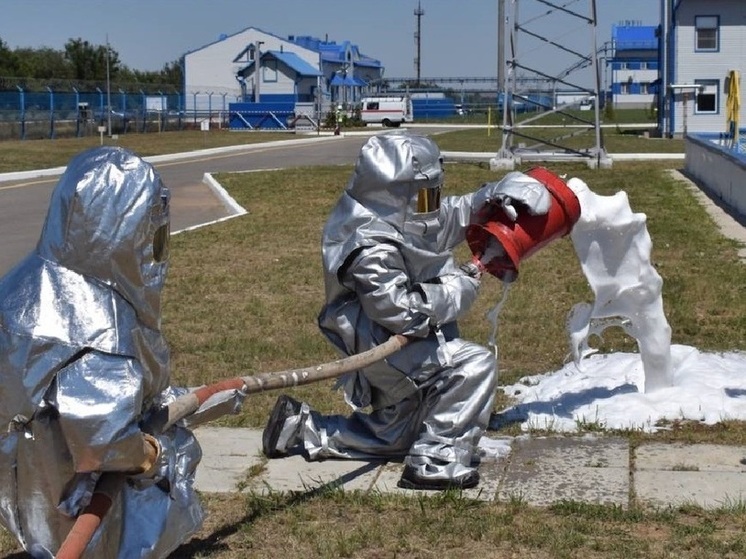 В Волгоградской области прошли учения по ликвидации разлива нефти