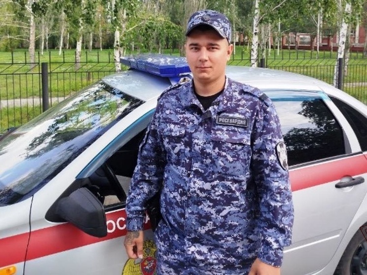 Сотрудник Росгвардии спас жителя Алейска, решившего свести счеты с жизнью