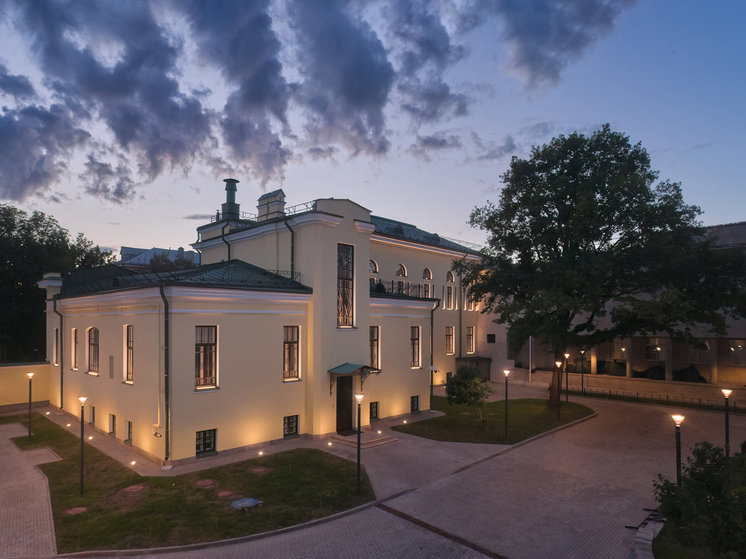 Шедевры картинной галереи могут увидеть все желающие сегодня