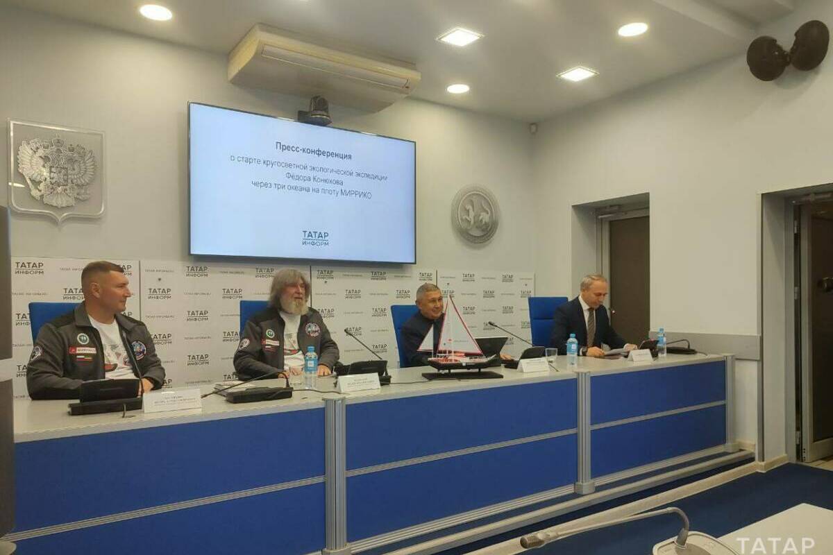 Конюхов решил отправиться в кругосветку для изучения проблемы микропластика в океане
