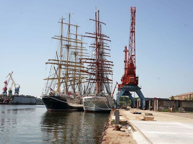 Барк «Крузенштерн» вернется в Калининград в субботу