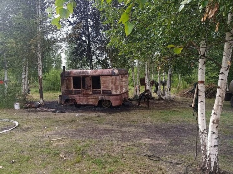 В Курганской области убили двух человек в строительном вагончике