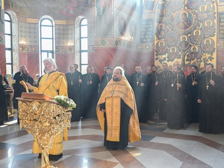 Делегация Псковской епархии совершила молебен на Мамаевом кургане