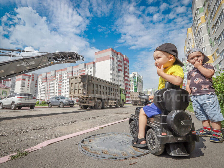 В Брянске капитально ремонтируют улицу Строкина