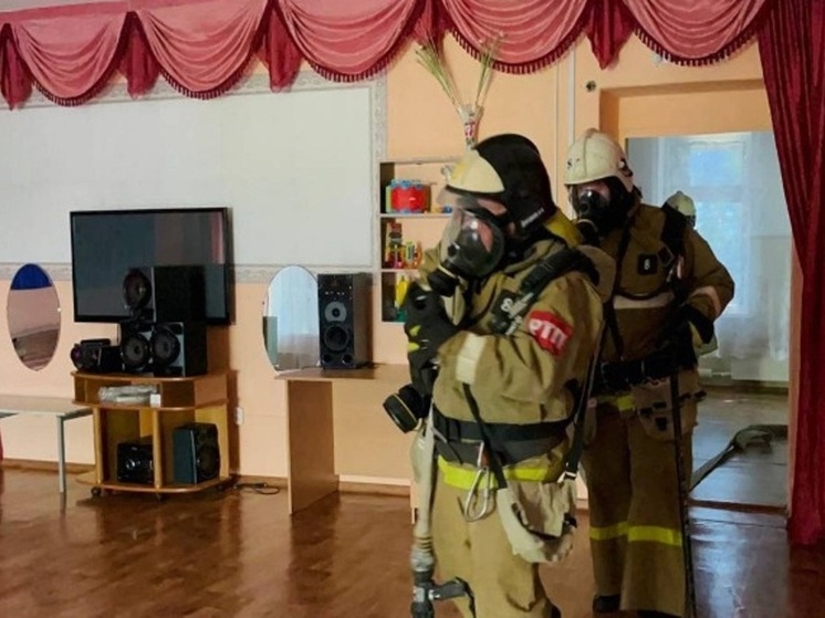 В Калмыкии провели пожарно-тактические учения