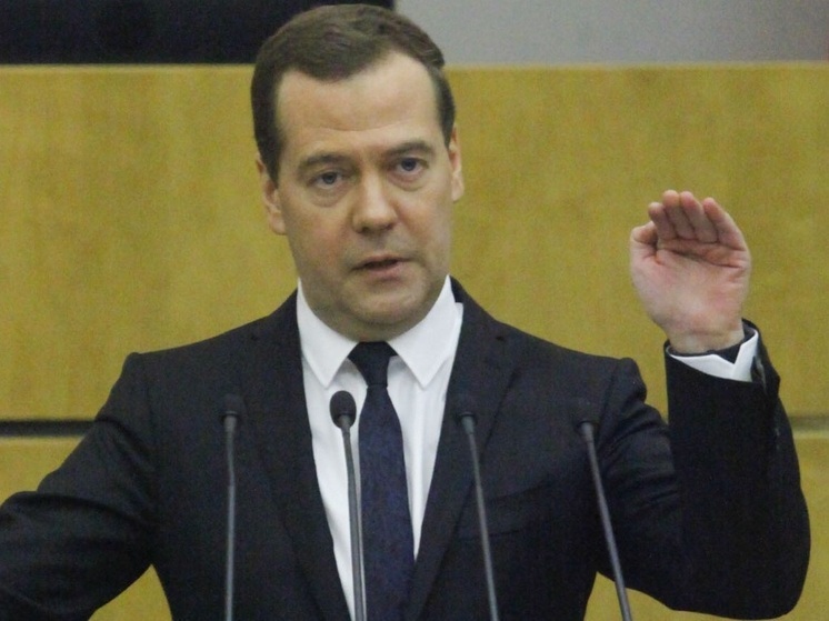 Медведев: Россия будет наносить удары по объектам Украины с возрастающей силой